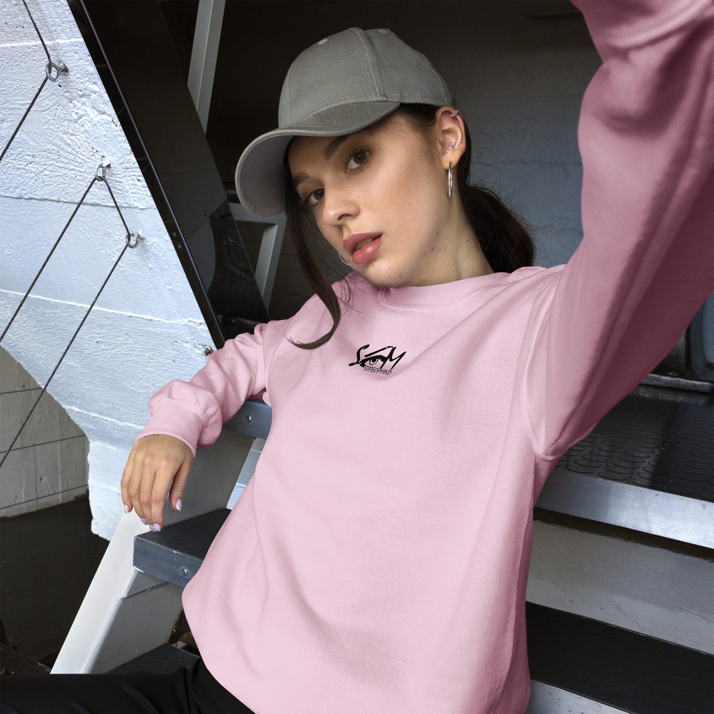 Logo DTG Print Crew Neck- Unisex Sweatshirt