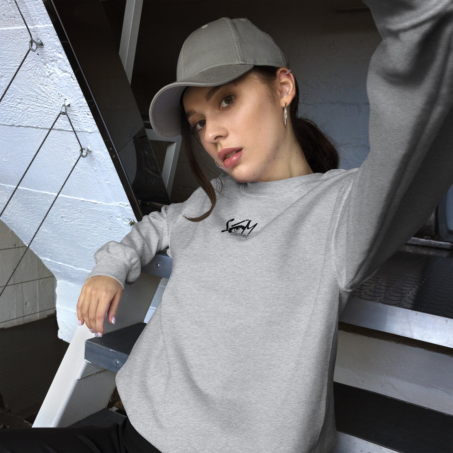 Logo DTG Print Crew Neck- Unisex Sweatshirt